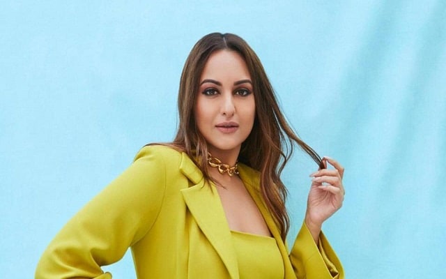 640px x 400px - Sonakshi Sinha on Double XL: 'Body shaming starts at home; my mother  constantly told me to lose weight'