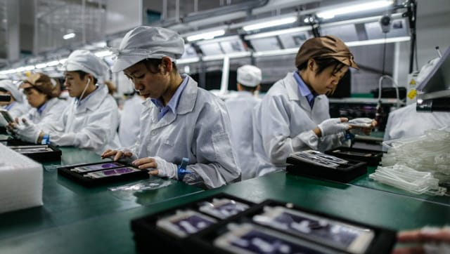 China's smartphone shipments fall by 27 per cent, prompting fears of worsening recession amid COVID outbreak