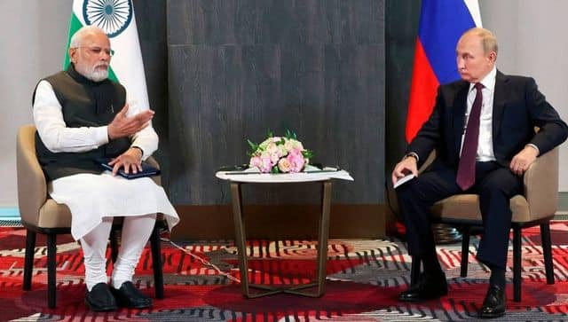 PM Narendra Modi meets Russian President Vladimir Putin