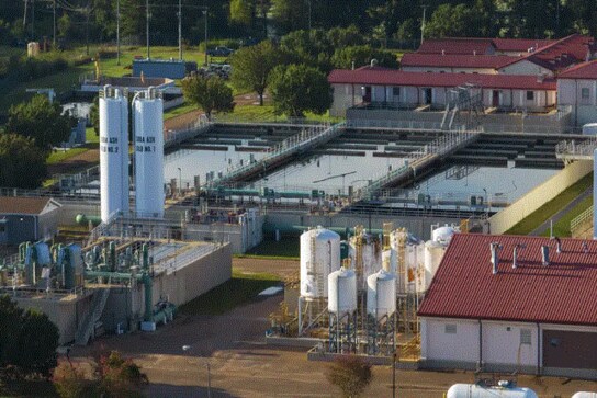 Winter weather upends water systems across the Deep South Winter weather upends water systems across the Deep South