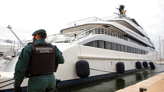Pair charged with hiding Russian oligarch's ties to yacht Pair charged with hiding Russian oligarch's ties to yacht