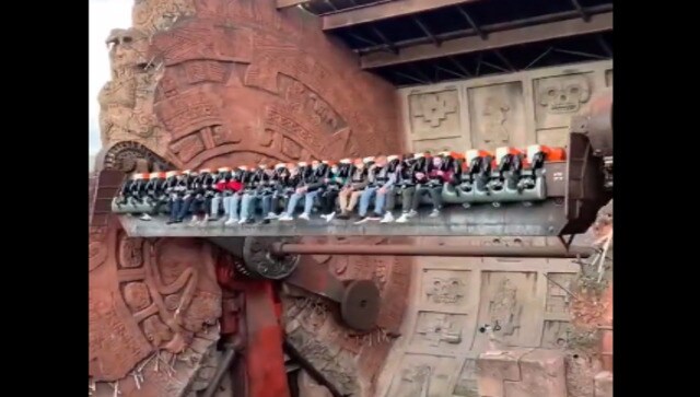 Viral video: Spine-chilling ride at this amusement park will make you gasp Viral video: Spine-chilling ride at this amusement park will make you gasp