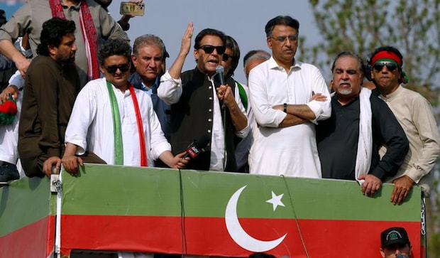 Pakistan:  Imran Khan’s PTI prepares to dissolve Khyber Pakhtunkhwa assembly