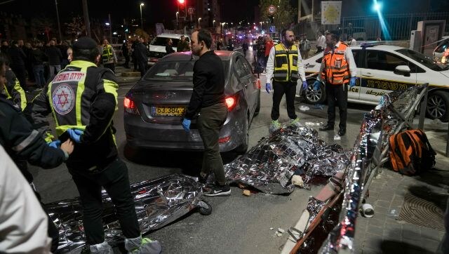 Palestinian gunman opens fire outside Jerusalem synagogue, kills seven Palestinian gunman opens fire outside Jerusalem synagogue, kills seven