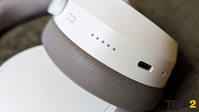 Sennheiser Momentum 4 Wireless Headphone Review Charging