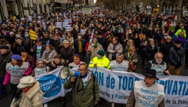 ¿Por qué miles de sanitarios protestan en España?