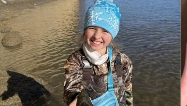 Nine-year-old girl discovers 5-inch tooth of extinct Megalodon shark on Maryland beach Nine-year-old girl discovers 5-inch tooth of extinct Megalodon shark on Maryland beach