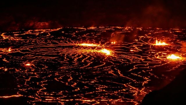 Hawaii Volcano Spills Lava Into Ocean Creating Spectacular Show-Living ...