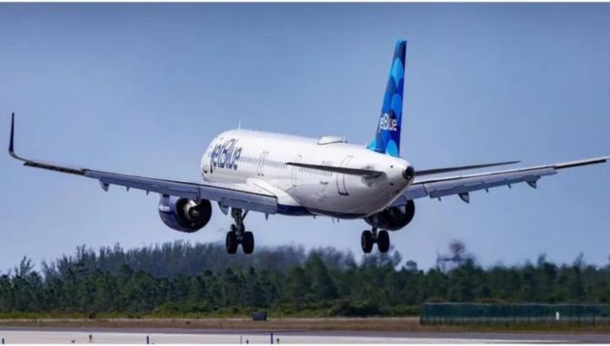 JetBlue pilots agree to contract extension; details here