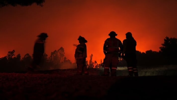 Chile wildfires spread amid heat wave as death toll rises