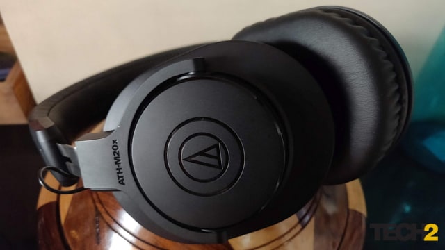 Test Audio-Technica ATH-M20xBT headphones - ear cups