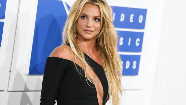 Britney Spears adopts an 'interesting' accent in her new video; asks fans to 'not call cops'
