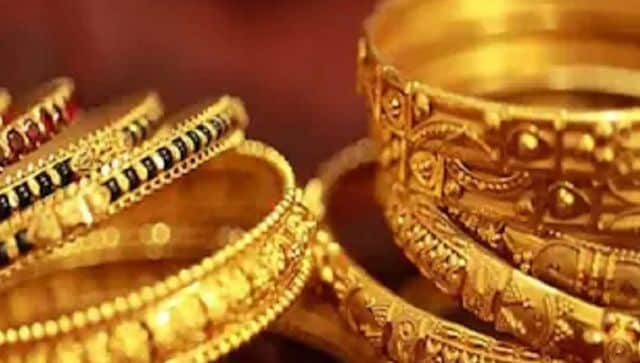Precio del oro hoy: 10 gramos de 24 quilates vendidos a 57.860 rupias;  plata a 68.600 rupias por kilo