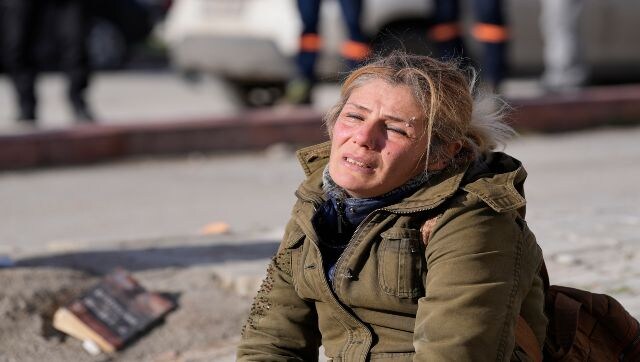 Turkey-Syria quake toll tops 7,800 as rescuers battle cold Turkey-Syria quake toll tops 7,800 as rescuers battle cold