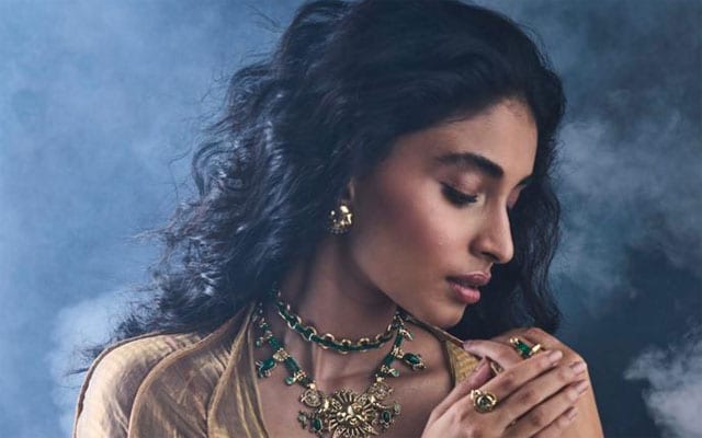 Top Notch  Tarang Arora All western jewellery looks the same Indian jewellery has 89 craftsmen working in tandem