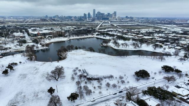 Cold Like Hell: Deadly ice storm cripples Texas, leaves thousands ...