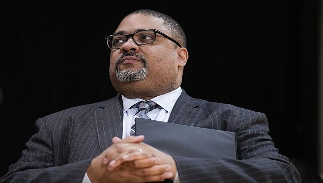 Who is Alvin Bragg, the Manhattan district attorney who could criminally prosecute Donald Trump? Who is Alvin Bragg, the Manhattan district attorney who could criminally prosecute Donald Trump?