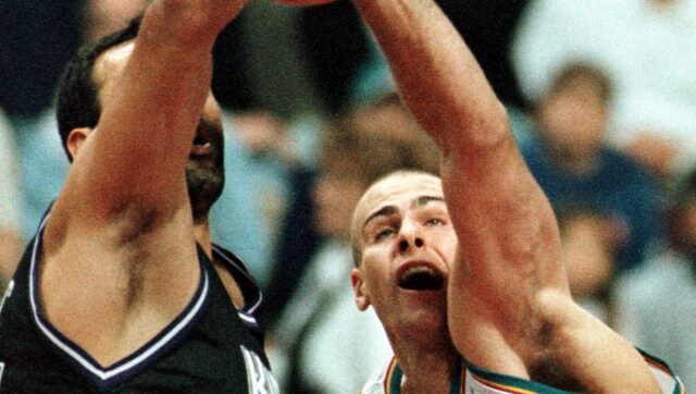 Former NBA big man Eric Montross undergoing cancer treatment Former NBA big man Eric Montross undergoing cancer treatment