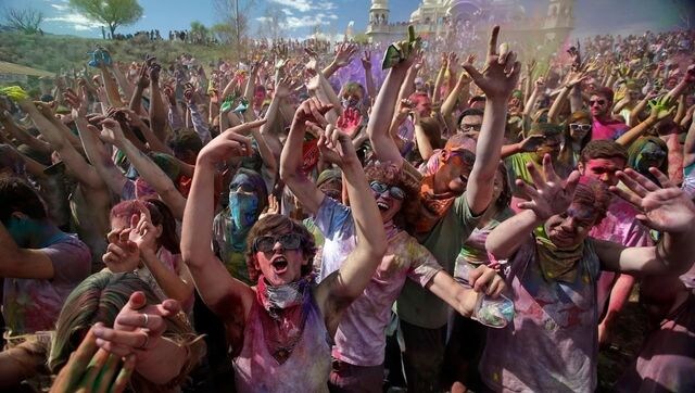 WATCH: Holi rages across America as students of Texas University revel in colours