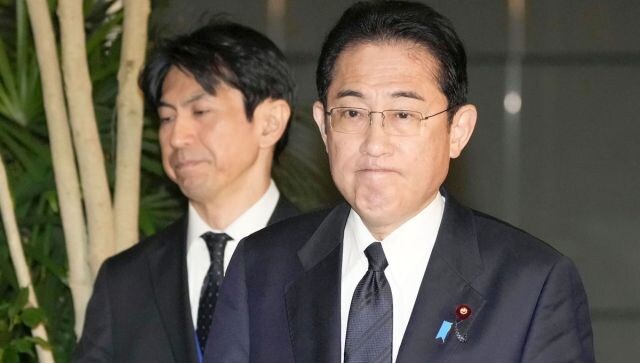 Japanese military helicopter disappear from radar with several people on board Japanese military helicopter disappear from radar with several people on board