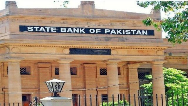شکستن کمر شتر: بانک مرکزی پاکستان با کمبود نقدینگی نرخ کلیدی را 100 واحد در ثانیه افزایش داد و به رکورد 21 درصد رساند.