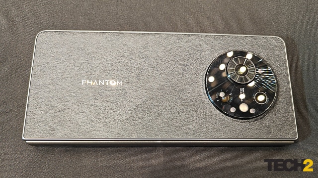 Tecno bringt das Phantom V Fold Phone Back 1 auf den Markt