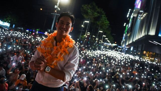 Thailand opposition group should unite to force military out of politics, says popular Move Forward leader Thailand opposition group should unite to force military out of politics, says popular Move Forward leader