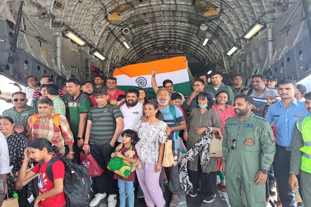 Read more about the article IAF plane carrying 246 Indians evacuated from conflict-hit Sudan lands in Mumbai