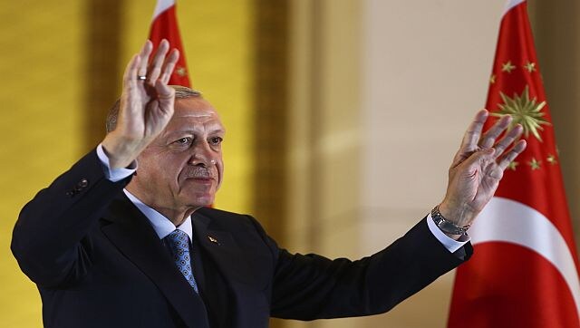 Turkey's annual inflation rate dips under 40% for first time in 16 months Turkey's annual inflation rate dips under 40% for first time in 16 months