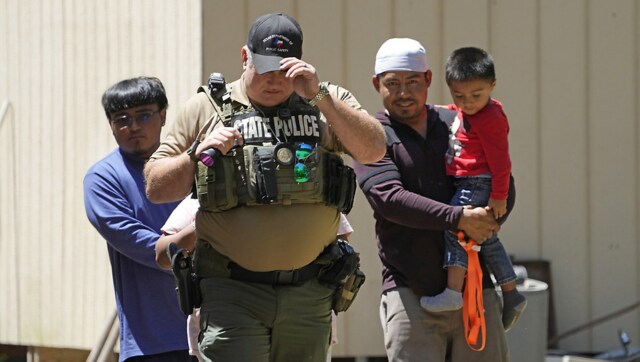 US: Hunt ends after Texas shooter accused of killing 5 found hiding in laundry pile US: Hunt ends after Texas shooter accused of killing 5 found hiding in laundry pile