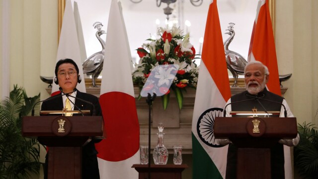 تماشا کنید: نخست وزیر مودی از مجسمه مهاتما گاندی در جریان اجلاس سران G7 در هیروشیما ژاپن رونمایی کرد.