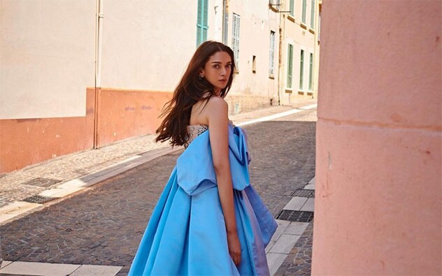 The actress finally dropped some dreamy pictures from her first outfit at Cannes and the powder blue gown with detailing is too dreamy to not stare. The actress’ subtle eye makeup and dainty jewelery pieces add the elegance and this look has already made it to internet’s favorite look from Cannes. The actress finally dropped some dreamy pictures from her first outfit at Cannes and the powder blue gown with detailing is too dreamy to not stare. The actress’ subtle eye makeup and dainty jewelery pieces add the elegance and this look has already made it to internet’s favorite look from Cannes.