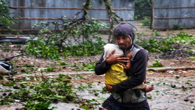 میانمار: تلفات طوفان موکا به 145 نفر رسید که اکثریت آنها را آوارگان روهینگیا تشکیل می‌دهند.