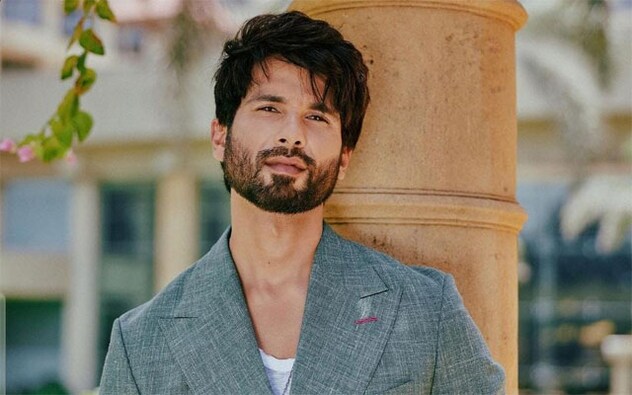 Shahid Kapoor made his acting debut exactly 20 years ago with romantic comedy ‘Ishq Vishk’ and ever since then there has been no looking back for the star. Over the years, Shahid has delivered various impeccable performances that have established him as one of the most bankable and versatile actors in the Hindi film industry. Some of the most memorable and distinguished roles and films of his career include Imtiaz Ali directorial ‘Jab We Met’, Vishal Bharadwaj’s ‘Kaminey’, and Sandeep Reddy Vanga’s ‘Kabir Singh’ which stars him in the role of a medical student who has severe anger issues, in addition to others. Shahid Kapoor made his acting debut exactly 20 years ago with romantic comedy ‘Ishq Vishk’ and ever since then there has been no looking back for the star. Over the years, Shahid has delivered various impeccable performances that have established him as one of the most bankable and versatile actors in the Hindi film industry. Some of the most memorable and distinguished roles and films of his career include Imtiaz Ali directorial ‘Jab We Met’, Vishal Bharadwaj’s ‘Kaminey’, and Sandeep Reddy Vanga’s ‘Kabir Singh’ which stars him in the role of a medical student who has severe anger issues, in addition to others.