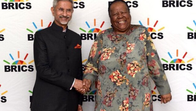 نشست BRICS: EAM Jaishankar با نالدی پاندور وزیر امور خارجه آفریقای جنوبی ملاقات کرد