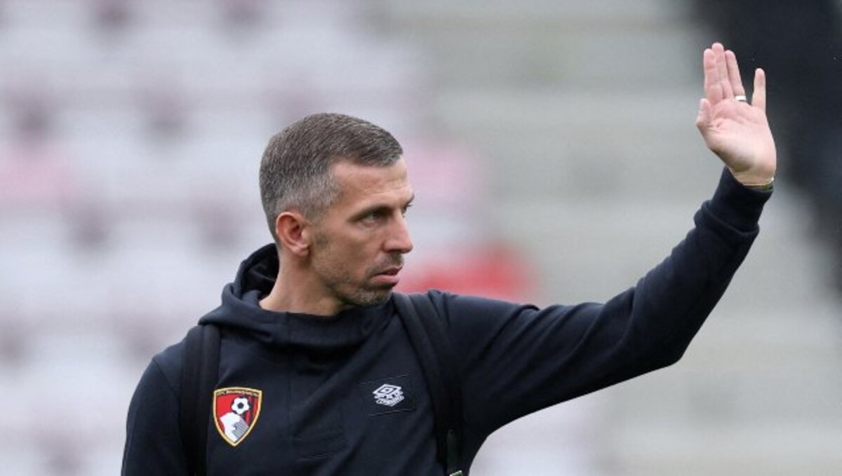 Gary O'Neil: Bournemouth appoint 39-year-old to replace Scott