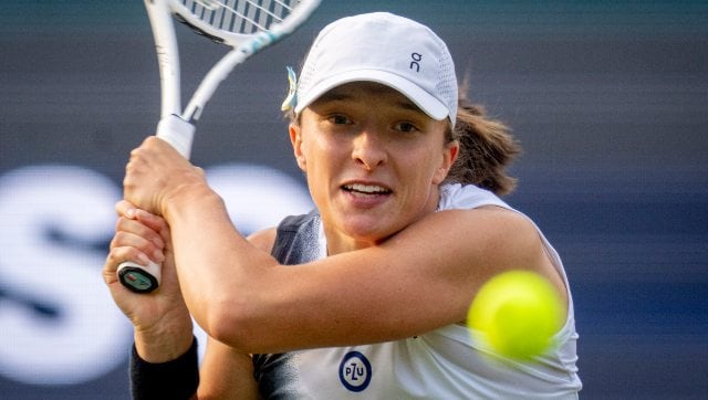 Swiatek survives Tatjana Maria scare to win on Bad Homburg Open debut
