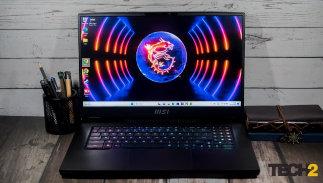 MSI Titan GT77 HX 13VI Review (2)