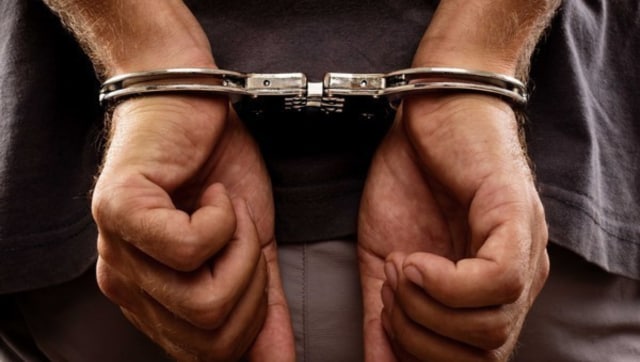 West Bengal: 2 arrested in Kolkata for threatening railway staff West Bengal: 2 arrested in Kolkata for threatening railway staff