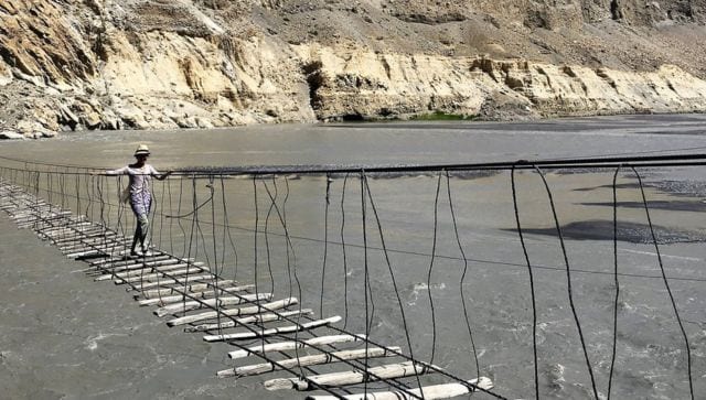 Travel blogger walks on ‘world’s most dangerous foot bridge in Pakistan’