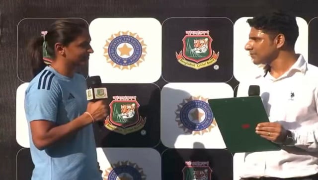 Watch: Harmanpreet Kaur's mic drop response after presenter's silly mistake