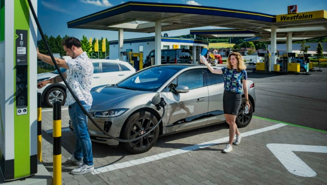 Supercharged: EU kills range anxiety, passes law to set up EV charging stations at every 60km