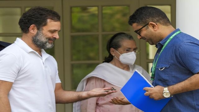 राहुल गांधी क्यों बदल रहे हैं घर?
