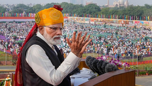 Red Fort speech: Modi admits to challenges ahead, but still shows ...