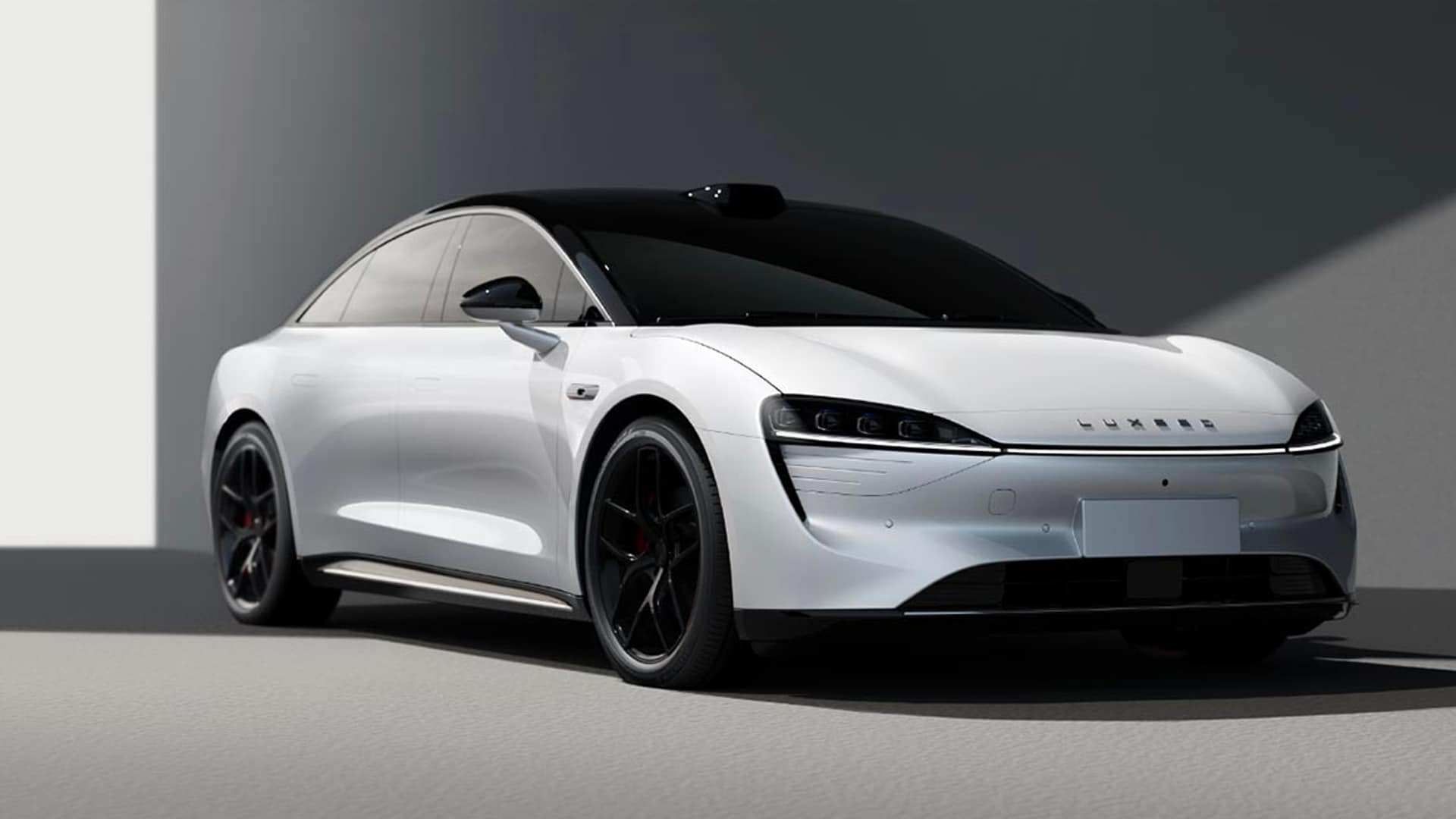 La empresa Huawei y Chery Automobile EV lanzará el primer automóvil este año, que será superior al Tesla Model S