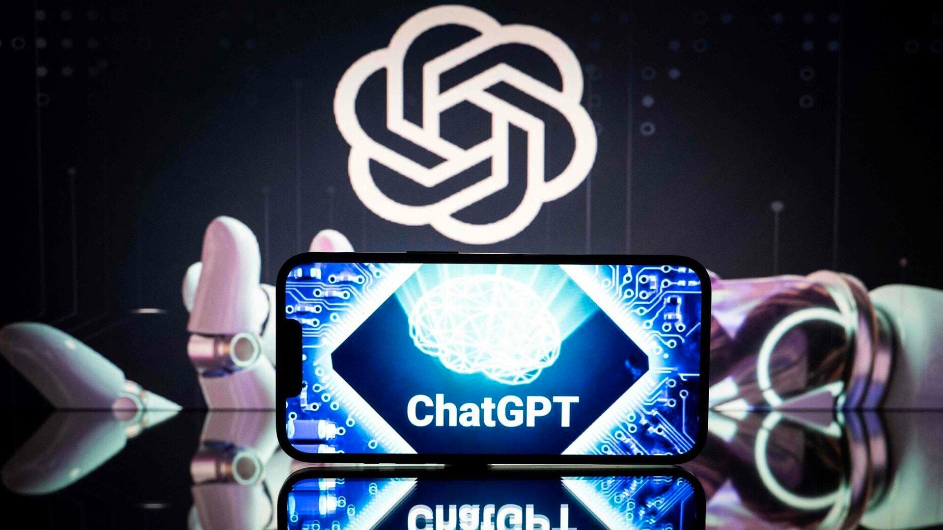 ChatGPT Listens and Speaks to All: OpenAI Expands Voice Feature