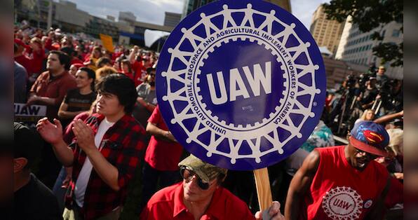 US Auto Strike: UAW’s strike against Detroit automakers enters day three after resolution talks fail