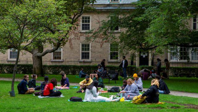 canada university students
