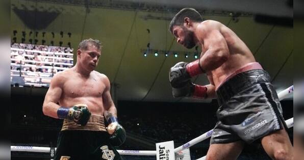 Canelo vs Charlo: Mexican champion on downslide but has enough left to fend off challenger