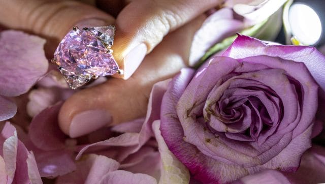 Pink Diamonds Emerged Out of One of Earth's Most Ancient Breakups